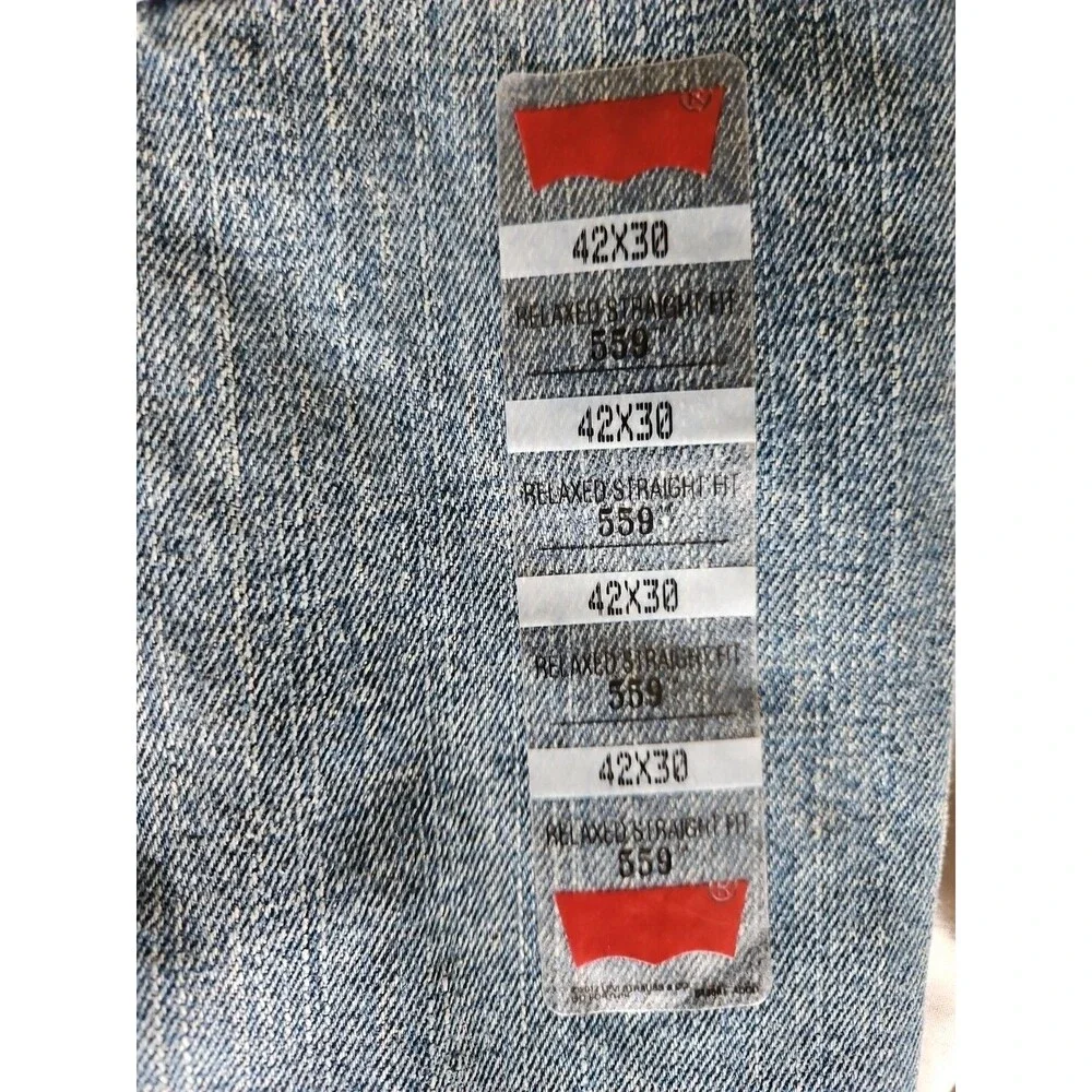 Levi's 559 Jeans Straight Leg Relaxed Fit Medium Wash Blue Denim Mens 42x30 NWT
